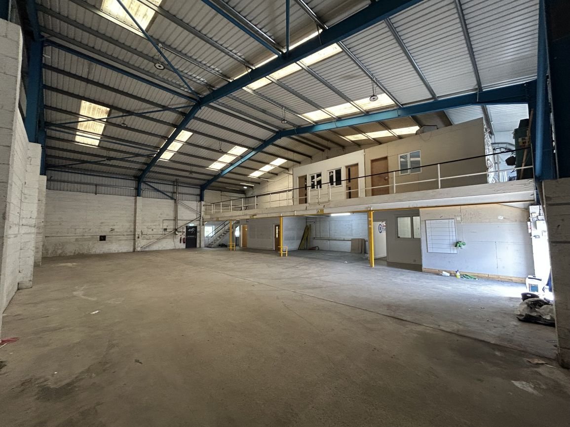 Industrial Unit in Saltash - photo 4