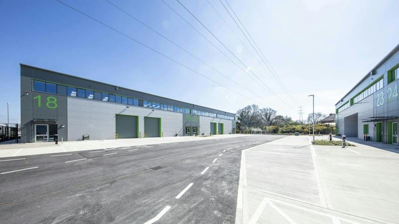 Industrial Unit in Wimborne - photo 2