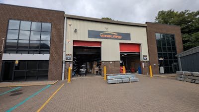 Industrial Unit in Southampton - photo 2