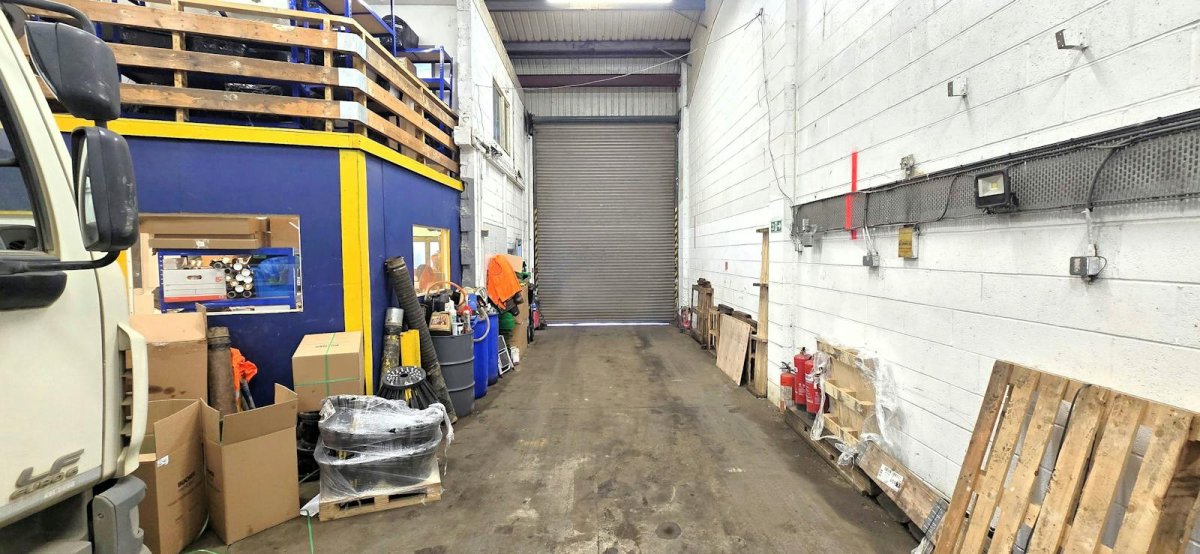 Industrial Unit in Rainham - photo 4