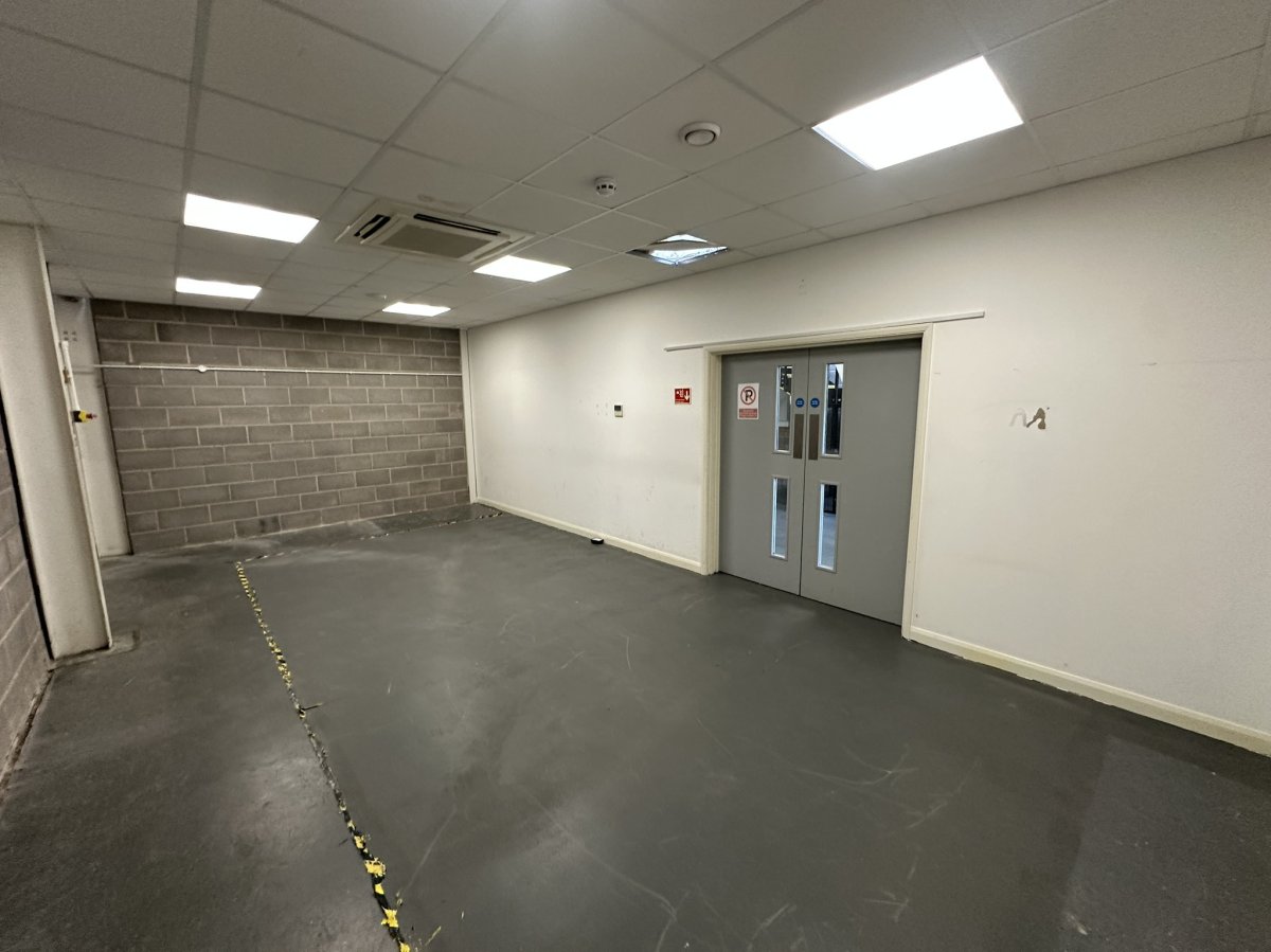Industrial Unit in Willand - photo 3