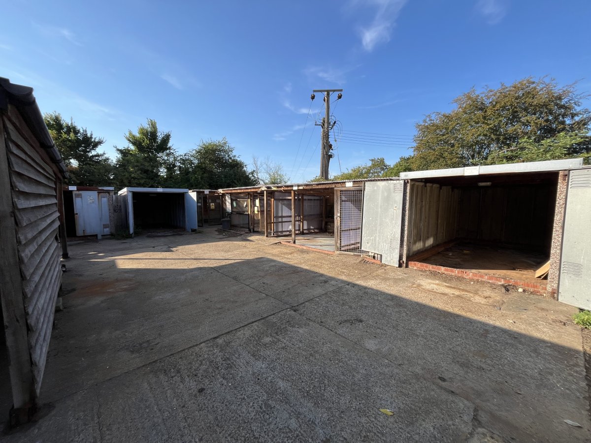 Industrial Unit in Acton - photo 2