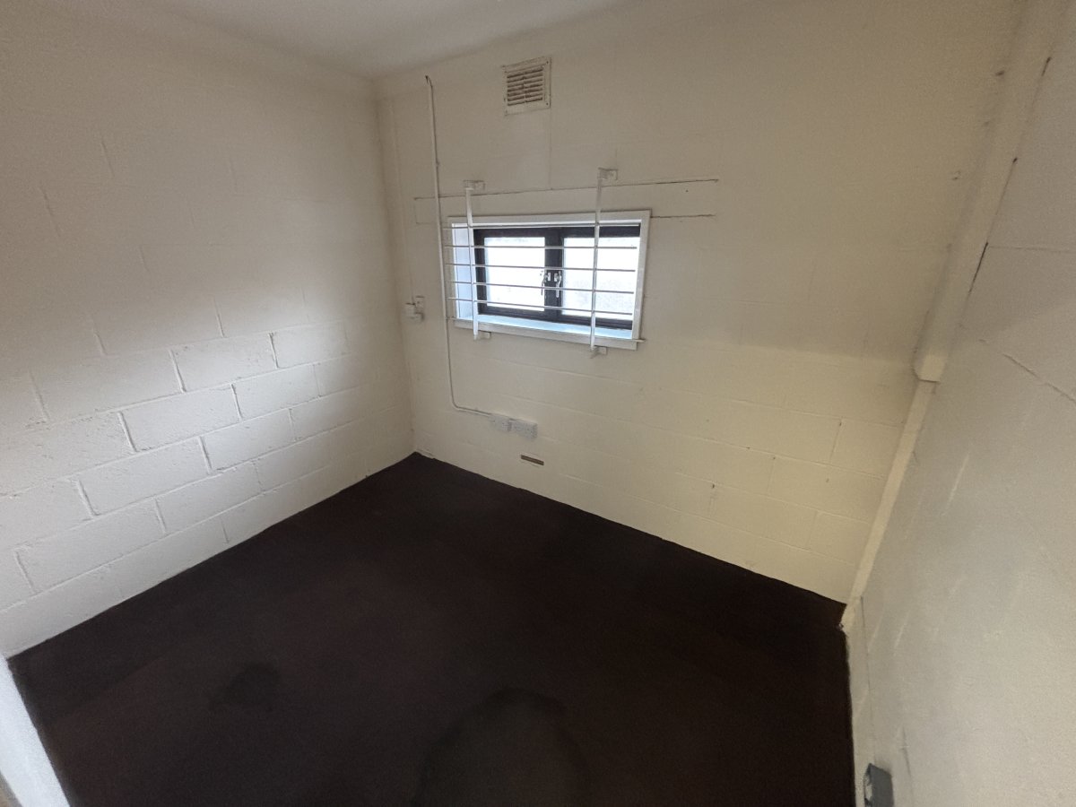 Industrial Unit in Ardrossan - photo 4