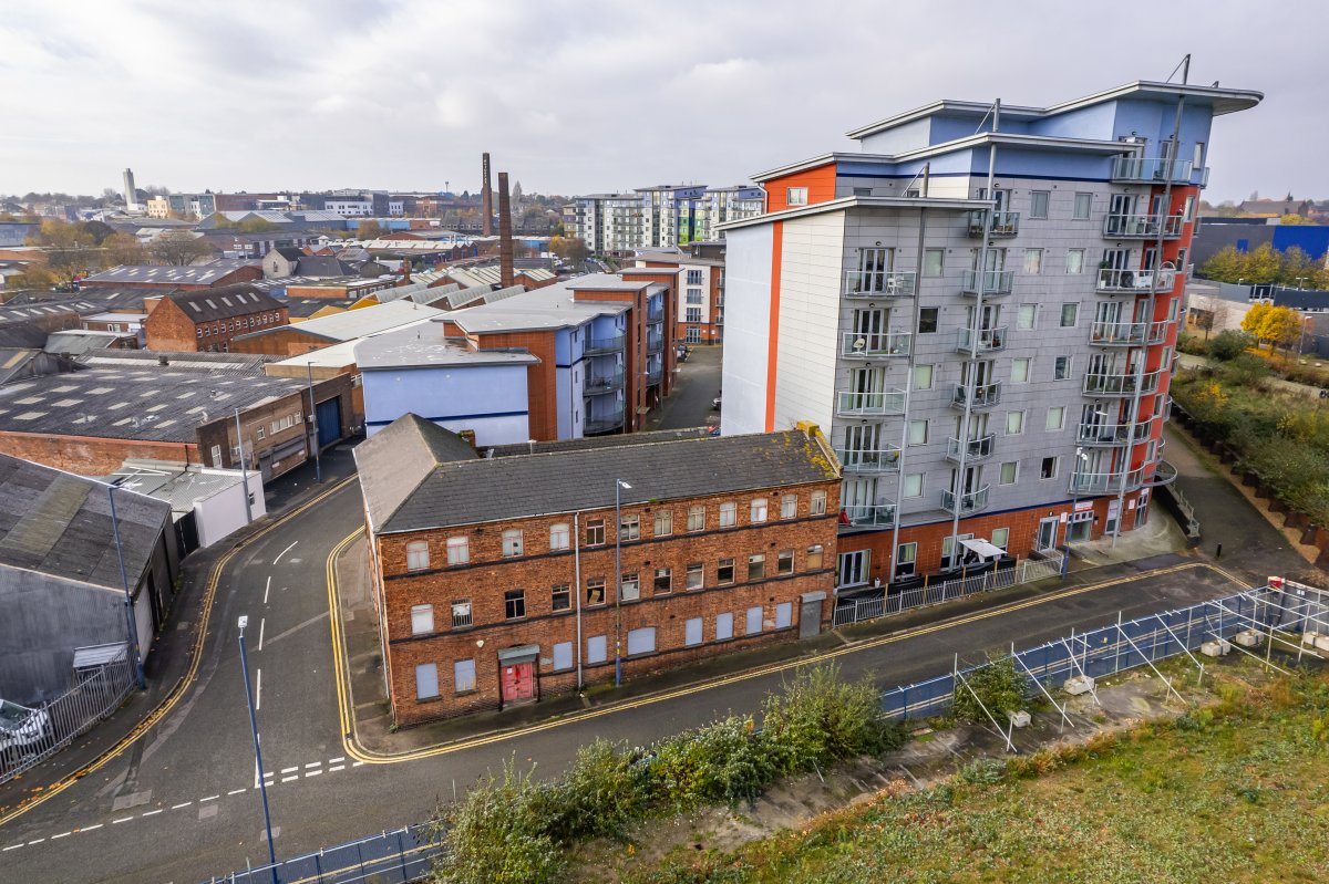 Industrial Unit in Walsall - photo 4