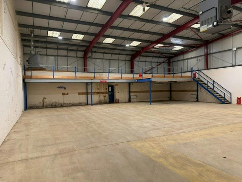 Industrial Unit in Northampton - photo 3