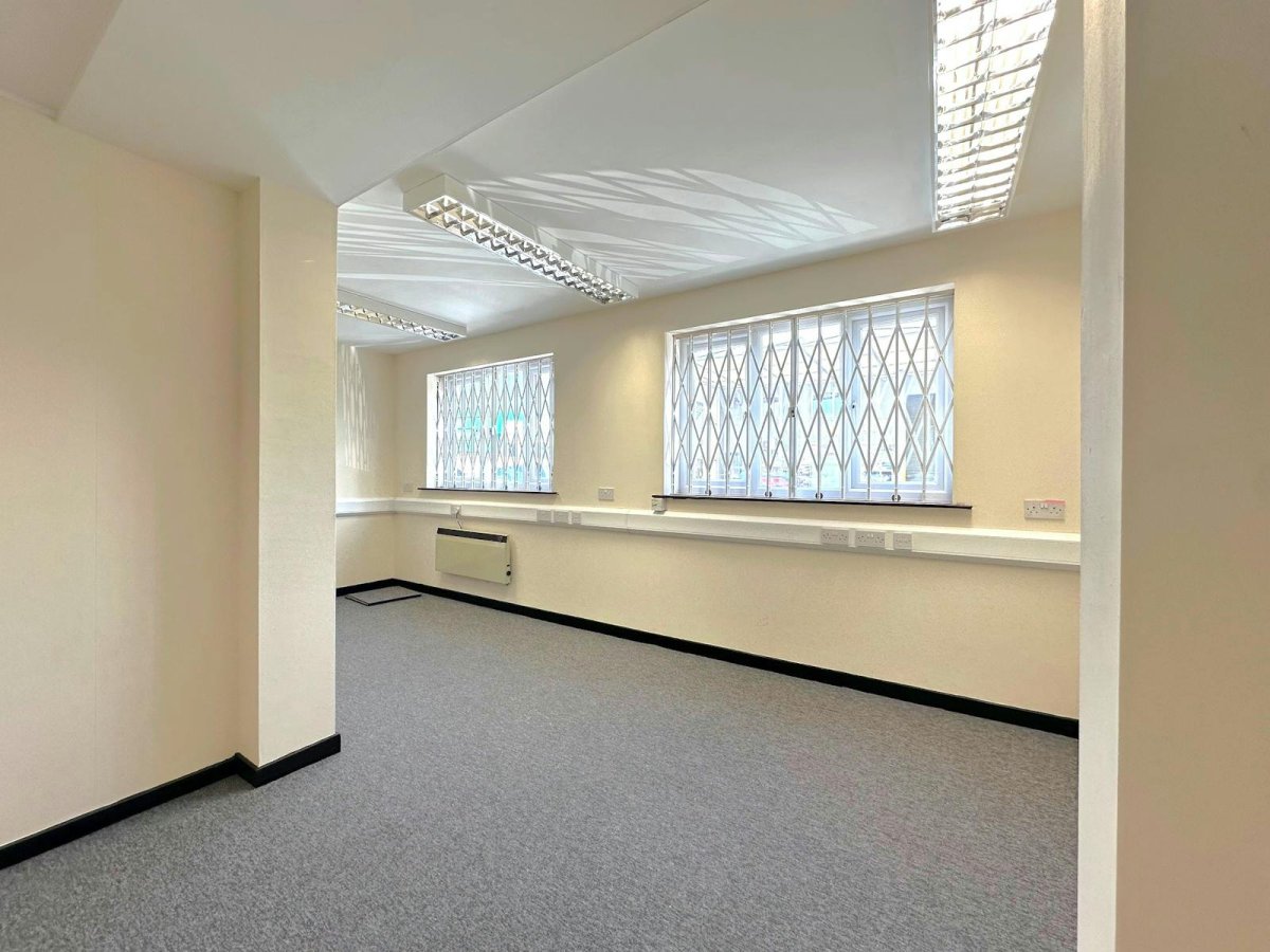 Industrial Unit in Romford