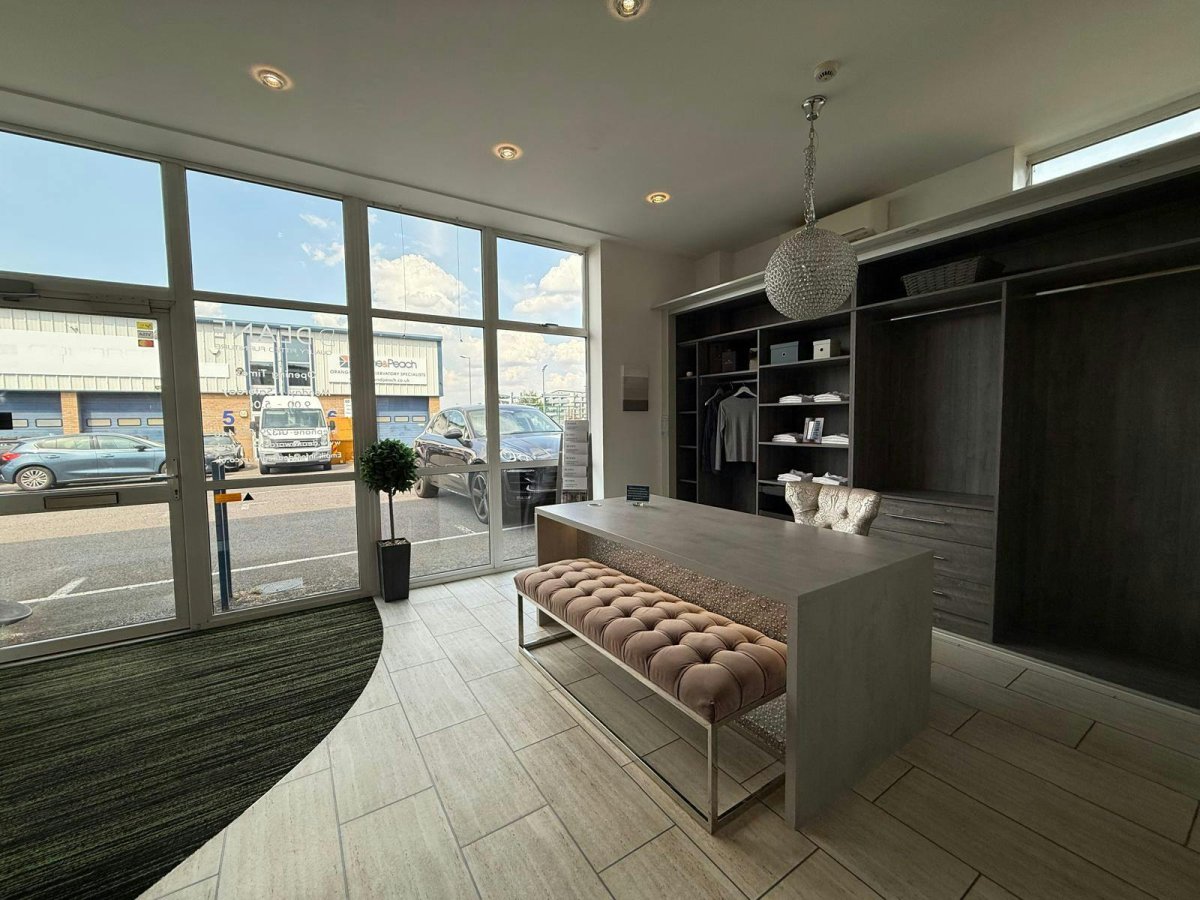 Industrial Unit in Gosport - photo 3