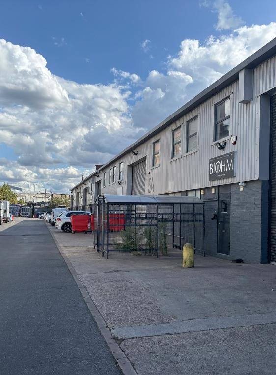 Industrial Unit in London - photo 2