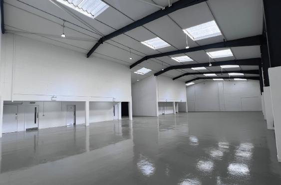 Industrial Unit in London - photo 4
