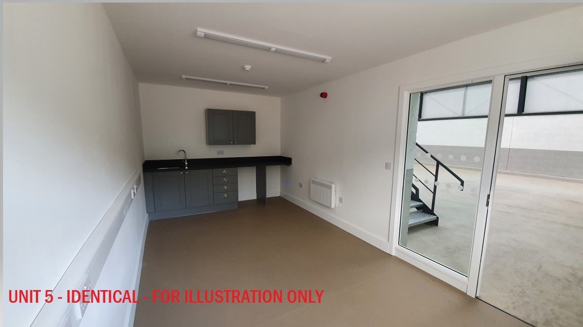 Industrial Unit in Leicester - photo 2