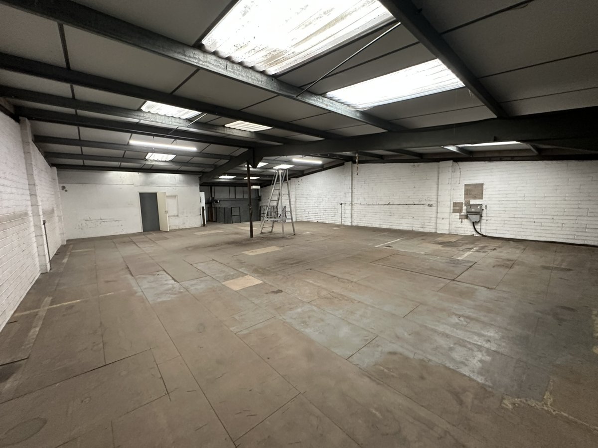 Industrial Unit in Brixham - photo 4