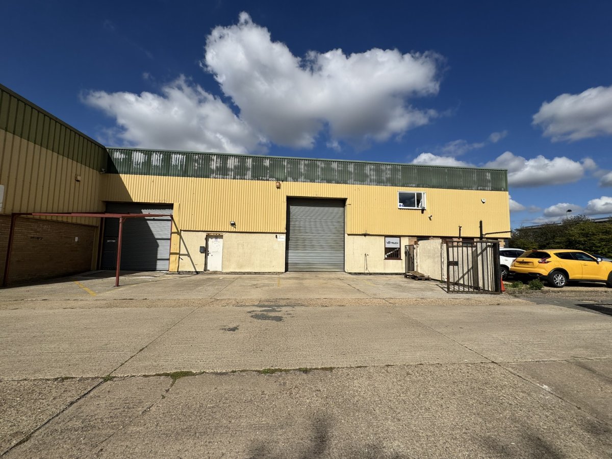 Industrial Unit in Werrington - photo 2