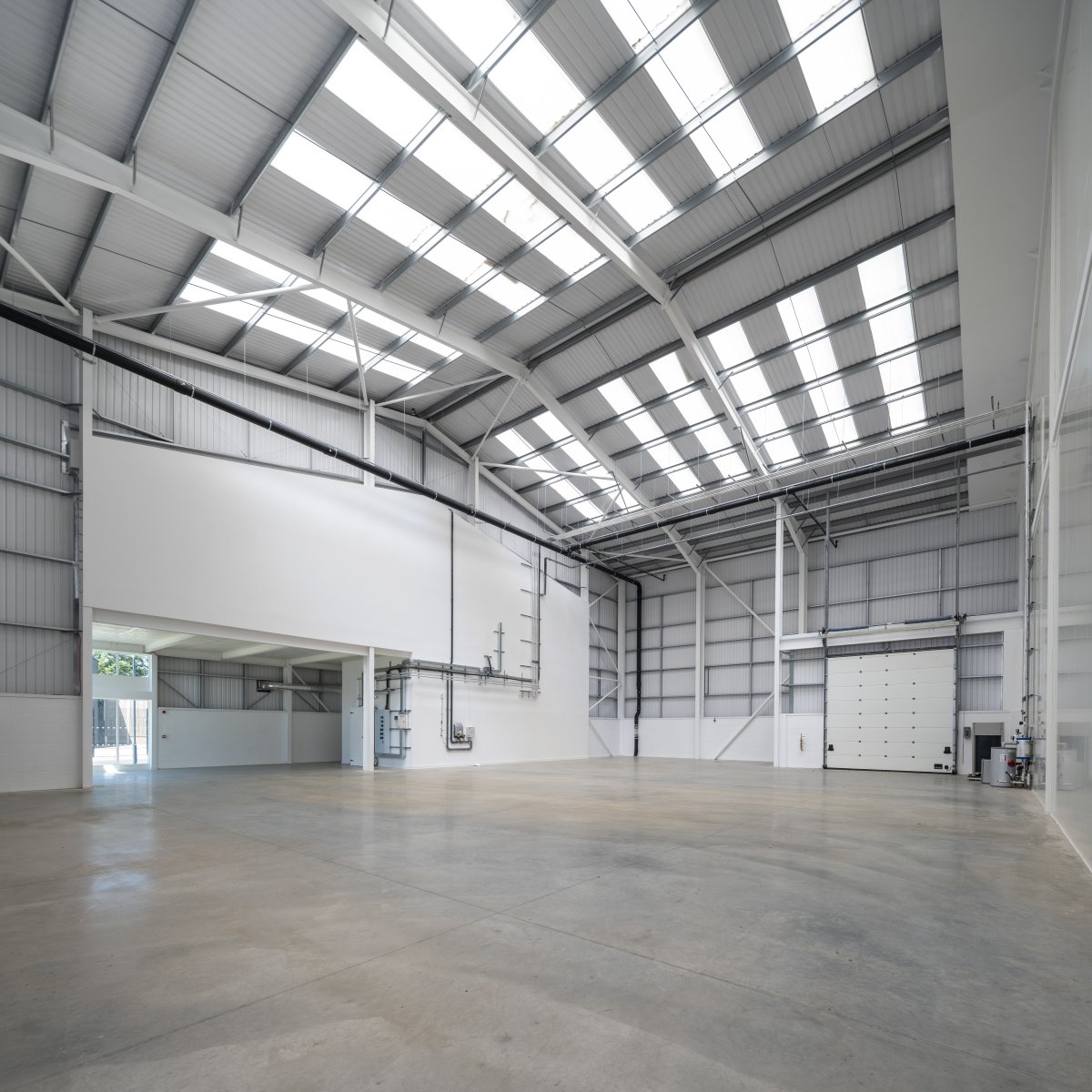 Industrial Unit in Harrow - photo 2