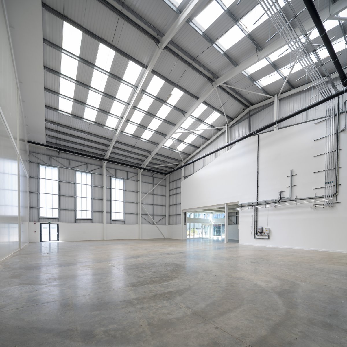 Industrial Unit in Harrow - photo 3