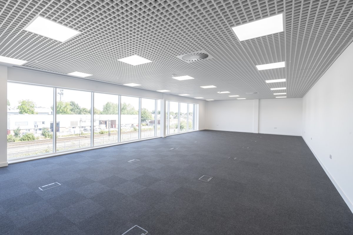 Industrial Unit in Harrow - photo 4