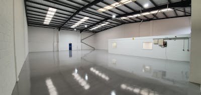 Industrial Unit in Eastleigh - photo 3