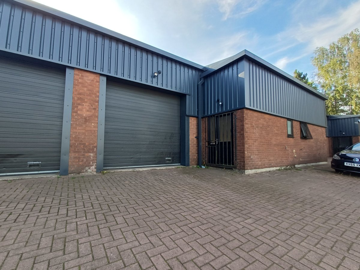 Industrial Unit To Let, Corby, Northamptonshire