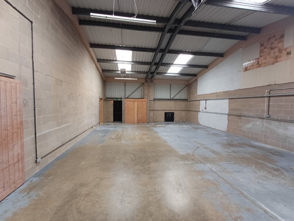 Industrial Unit in Corby - photo 3