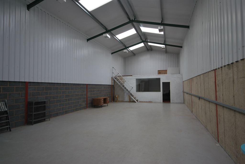 Industrial Unit in Leicester - photo 2