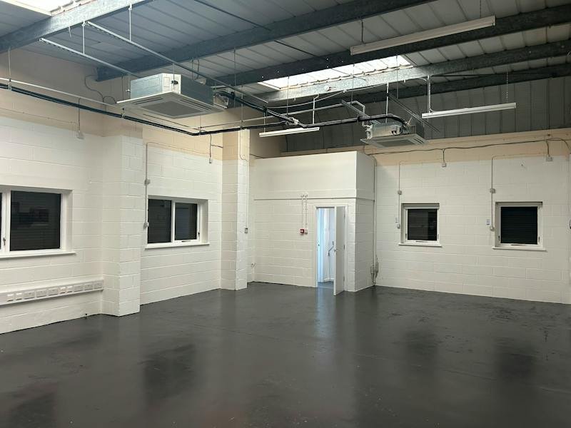 Industrial Unit in Christchurch - photo 3