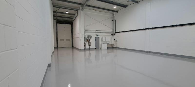 Industrial Unit in Guildford - photo 3