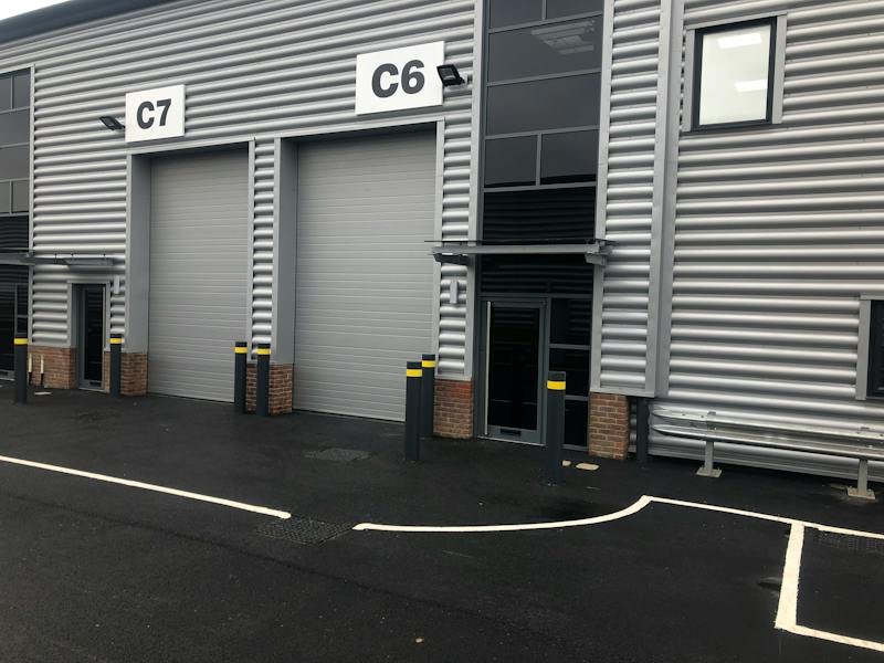 Industrial Unit in Leyton - photo 4