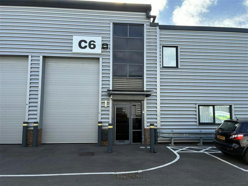 Industrial Unit To Let, London