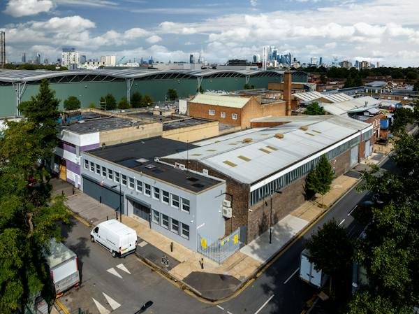 Industrial Unit To Let, London