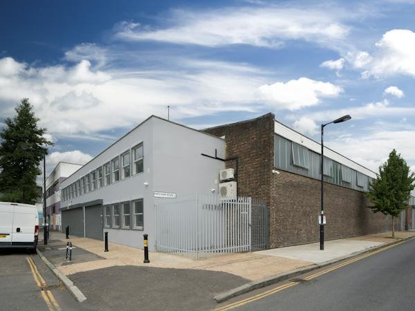 Industrial Unit in London - photo 3
