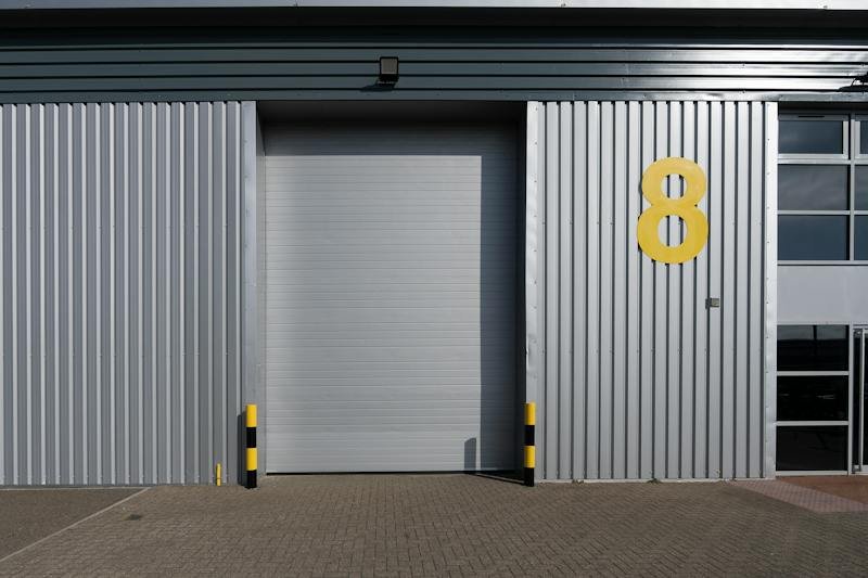Industrial Unit in Basingstoke - photo 3