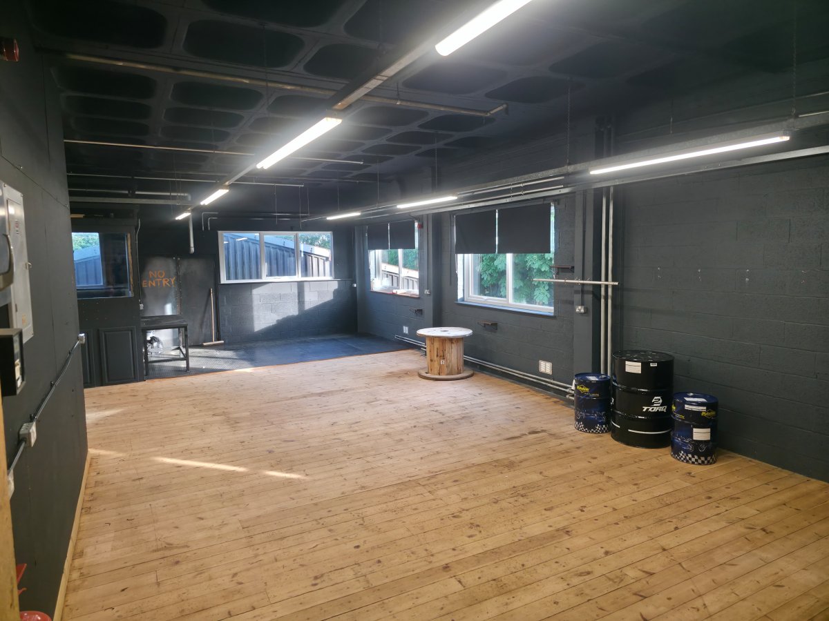 Industrial Unit in Leicester - photo 2