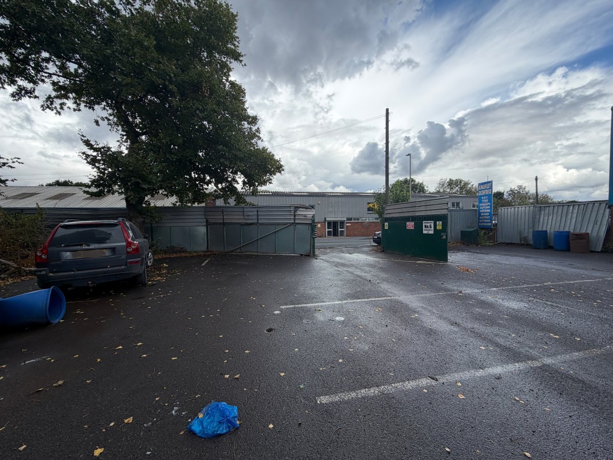 Industrial Unit in Stourbridge - photo 3