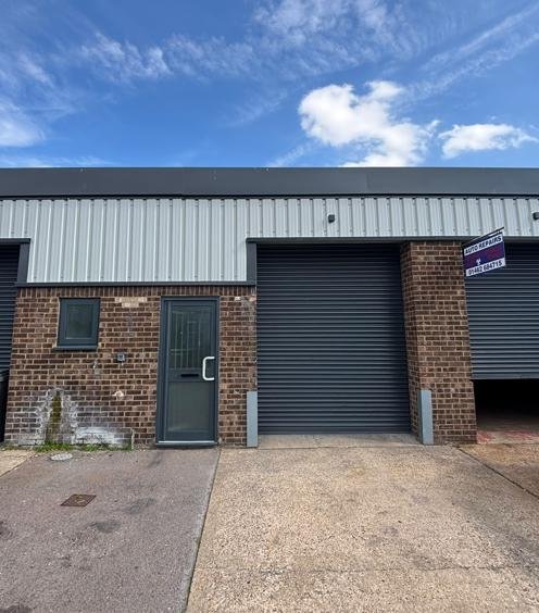 Industrial Unit To Let, Letchworth Garden City, Hertfordshire