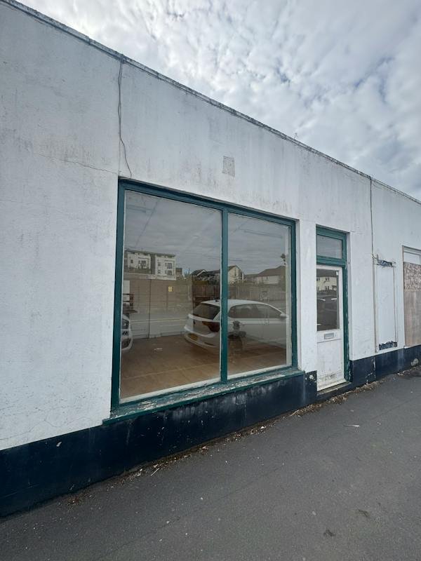 Industrial in Addlestone