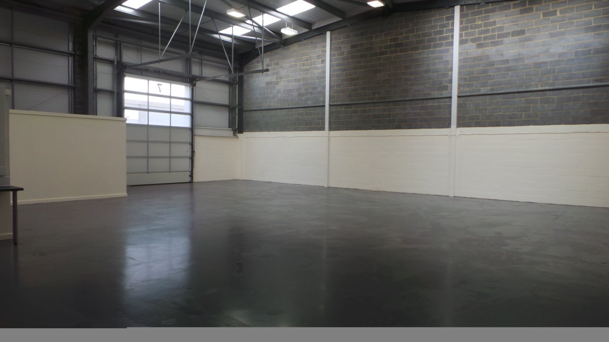 Industrial Unit in Ashford - photo 2