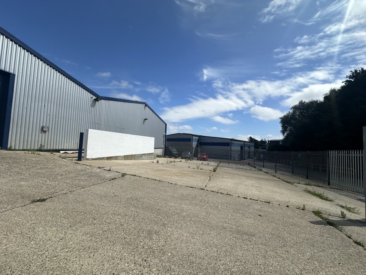 Industrial Unit in Ashford - photo 3