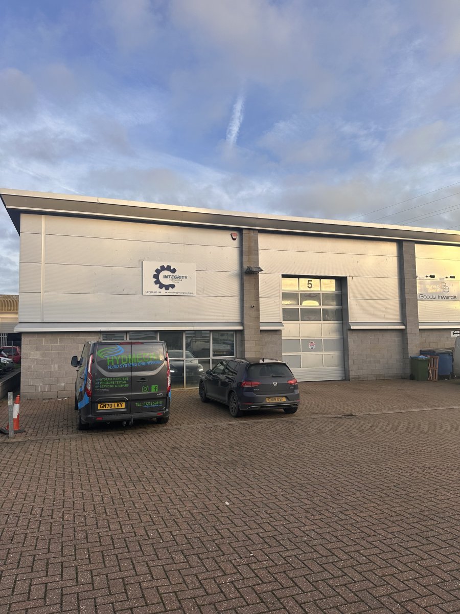 Industrial Unit in Ashford - photo 2