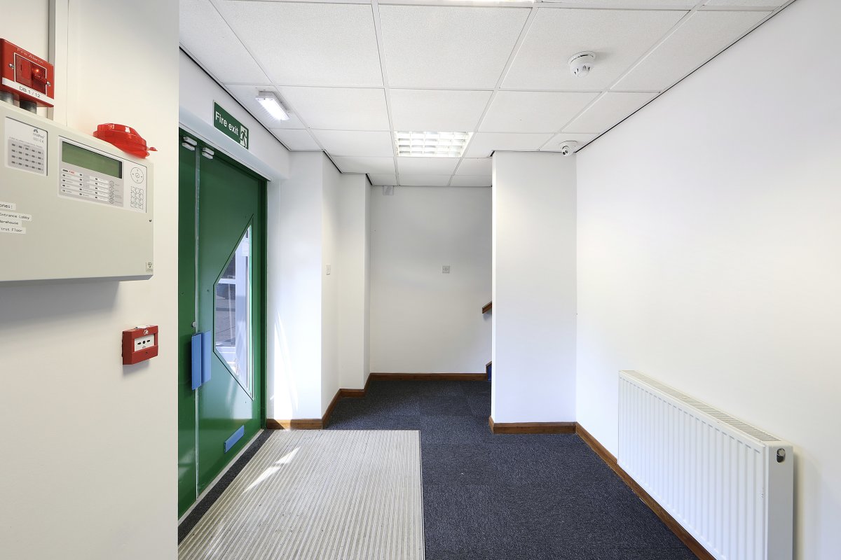 Industrial Unit in Ashford - photo 4
