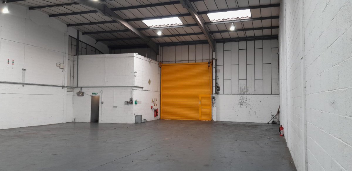 Industrial Unit in Henwood Industrial Estate - photo 3