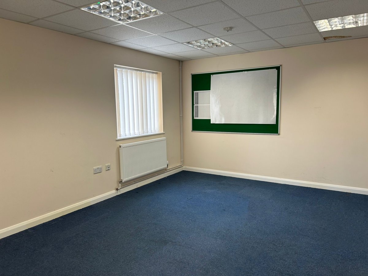 Industrial Unit in Dereham - photo 4