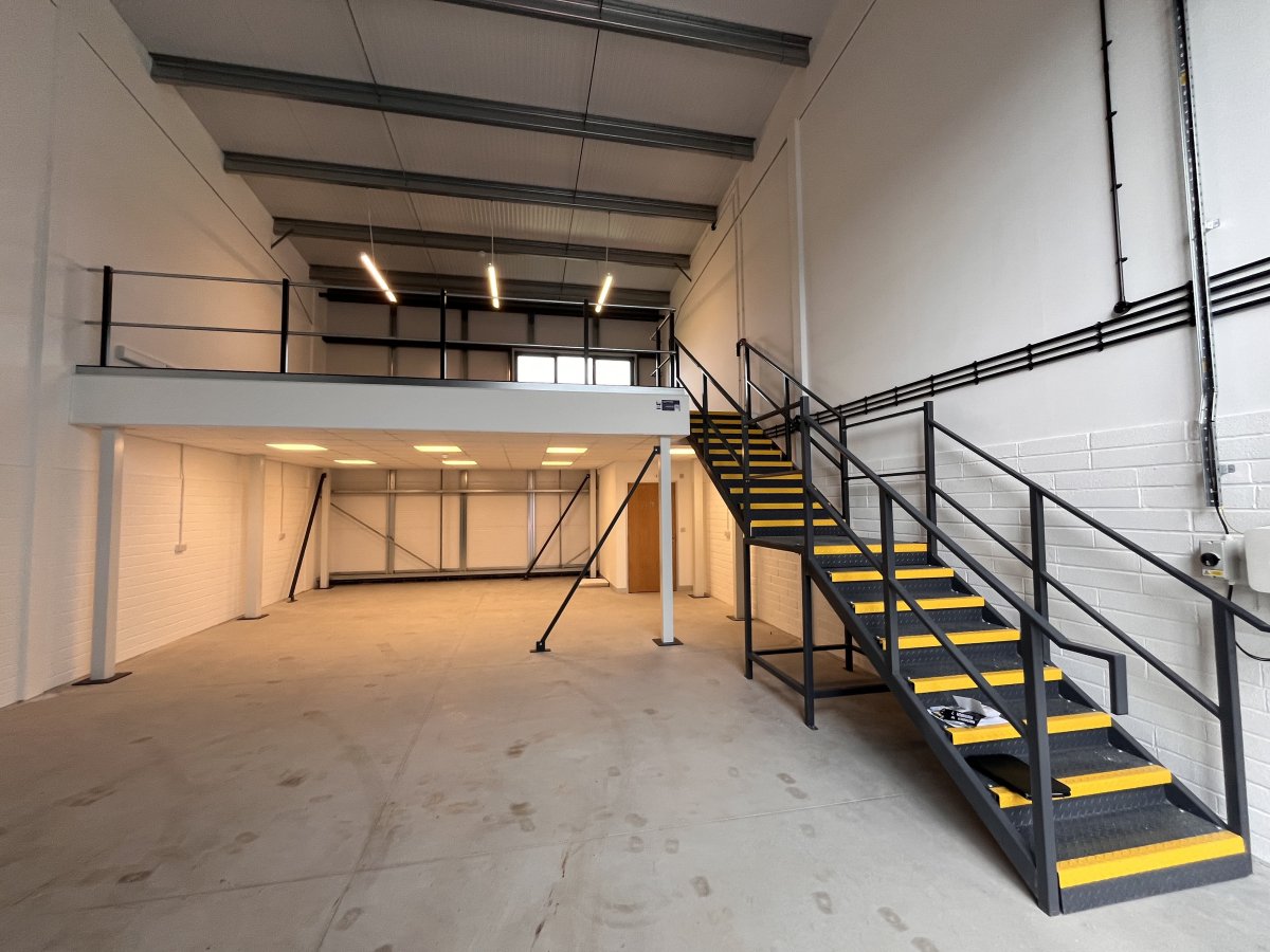 Industrial Unit in Clyst Honiton - photo 2