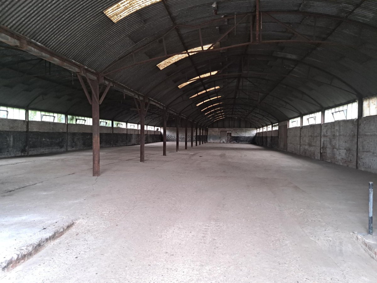 Industrial Unit in Bedford - photo 2