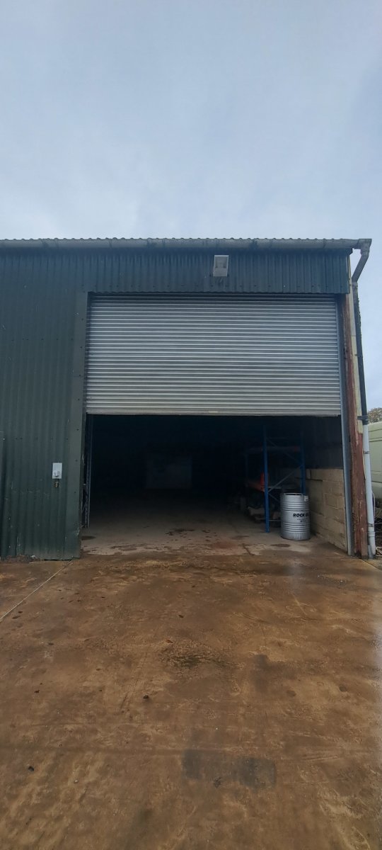 Industrial Unit in Newton Purcell - photo 4