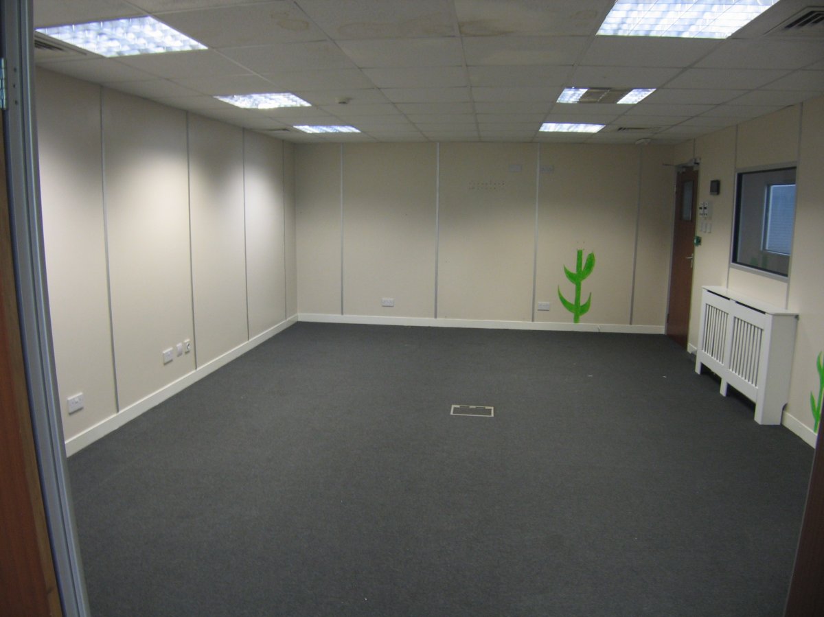 Industrial Unit in Loughborough - photo 4