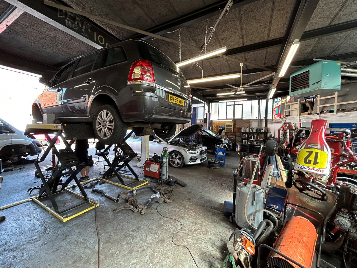 Industrial Unit in Leicester - photo 3