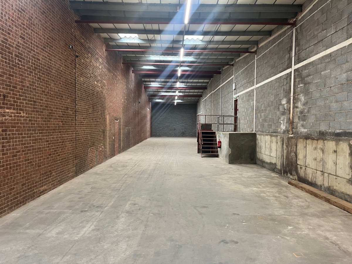 Industrial Unit in Glen Parva - photo 3