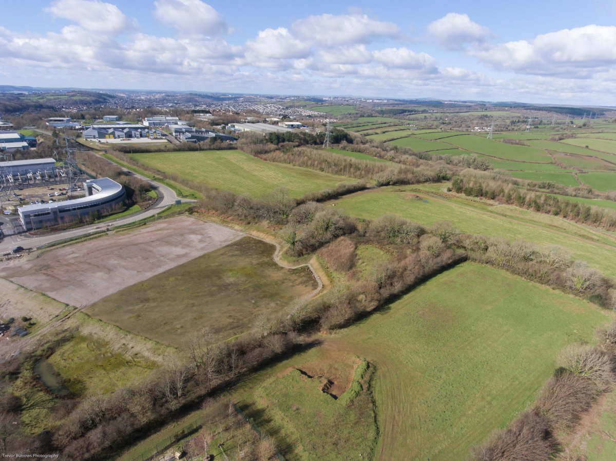 Industrial Unit in Plymouth - photo 2