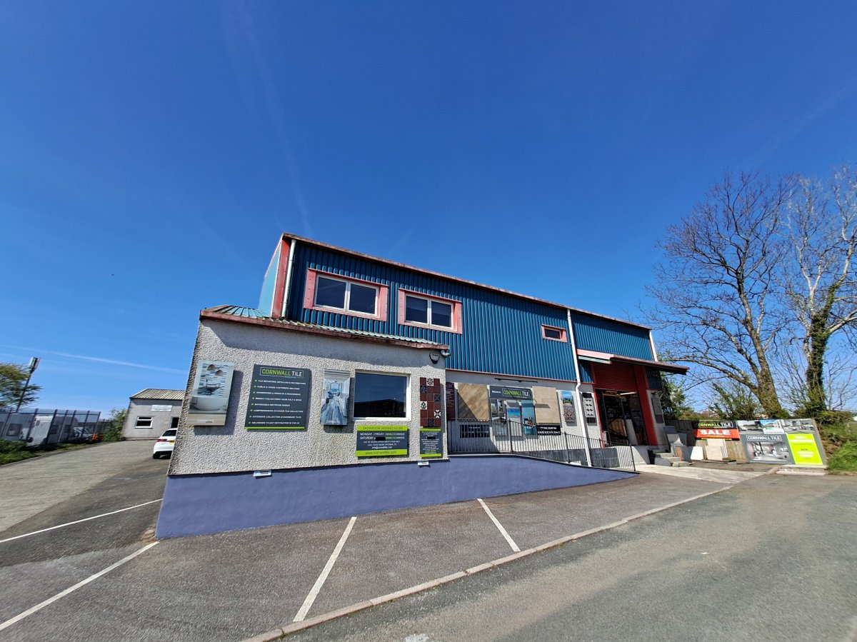 Industrial Unit in Liskeard - photo 4