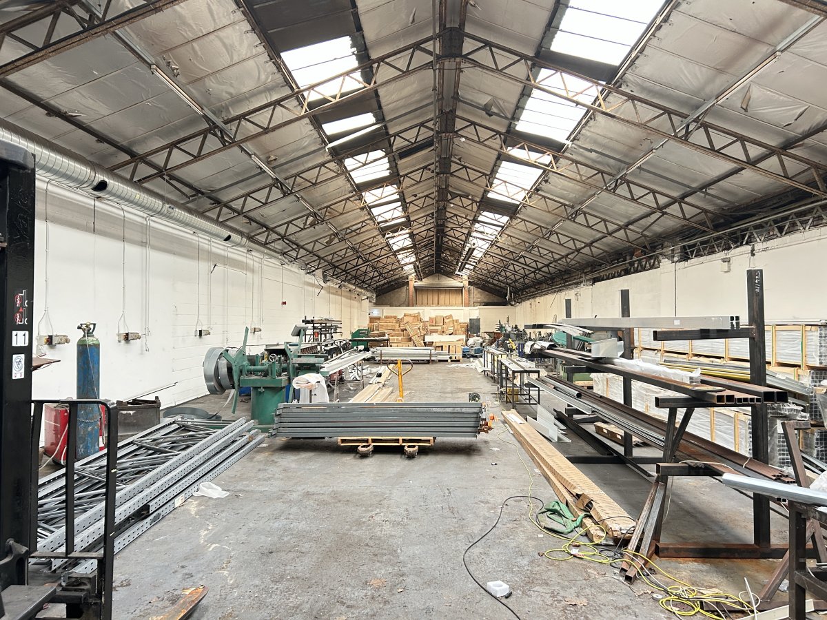 Industrial Unit in Broadheath - photo 3