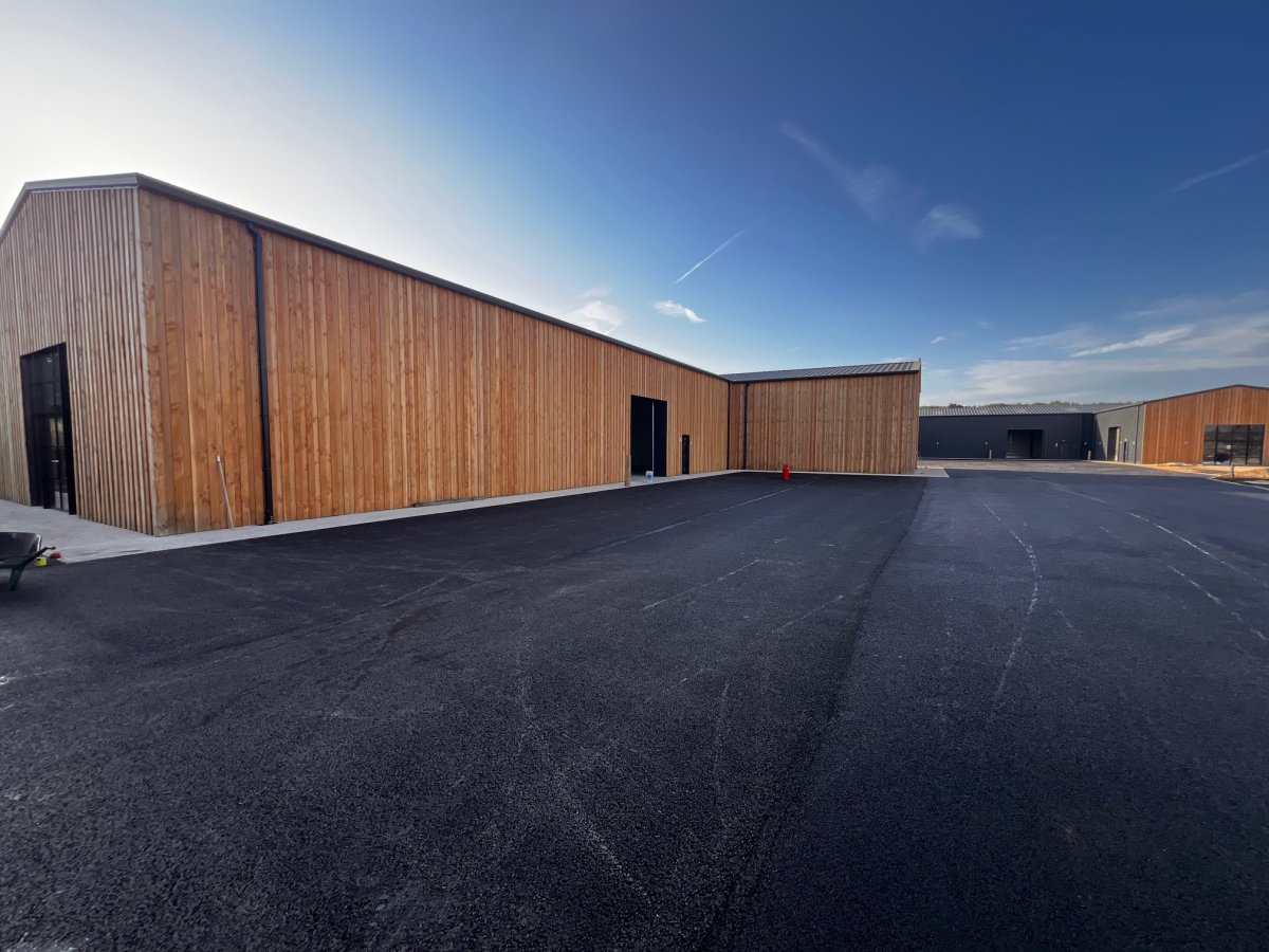 Industrial Unit in Market Harborough - photo 3